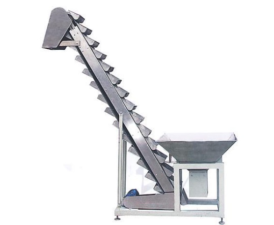 斜坡斗式上料機(jī)廠(chǎng)家.jpg